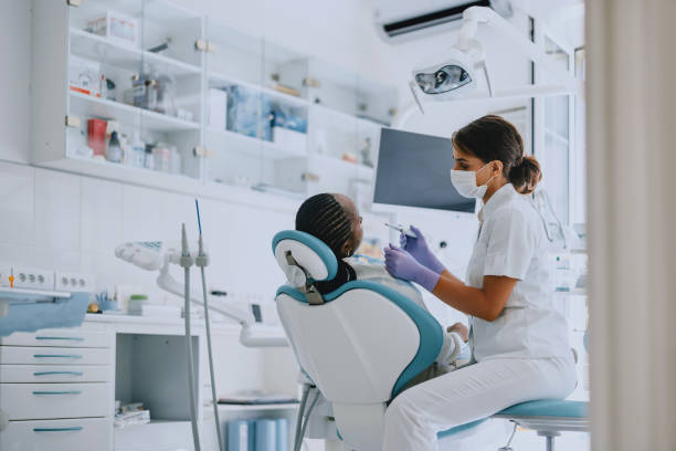 Best Periodontal (Gum) Disease Treatment  in Rainbow Lakes Estates, FL